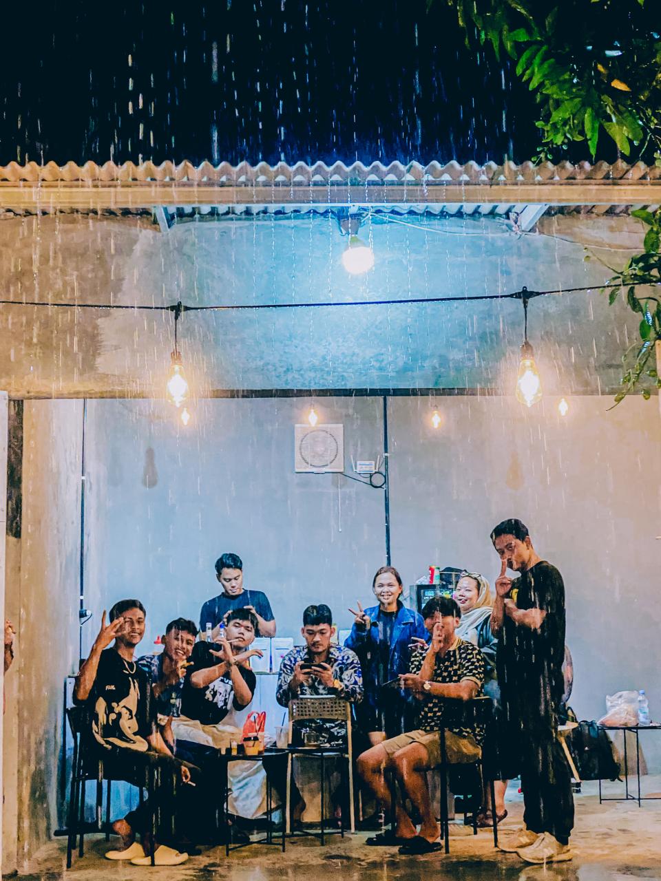 tentang kami